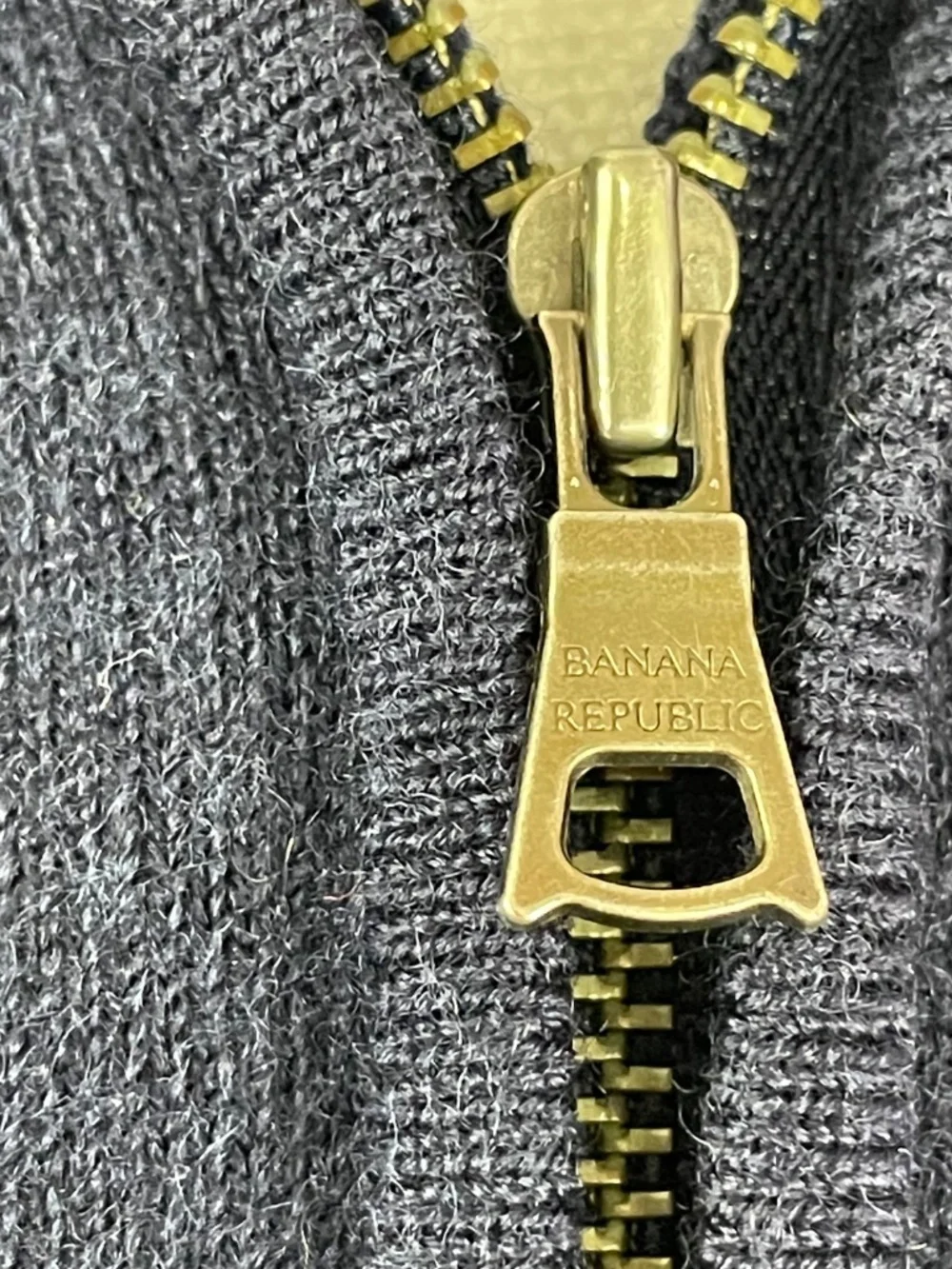 Banana Republic 100% merino